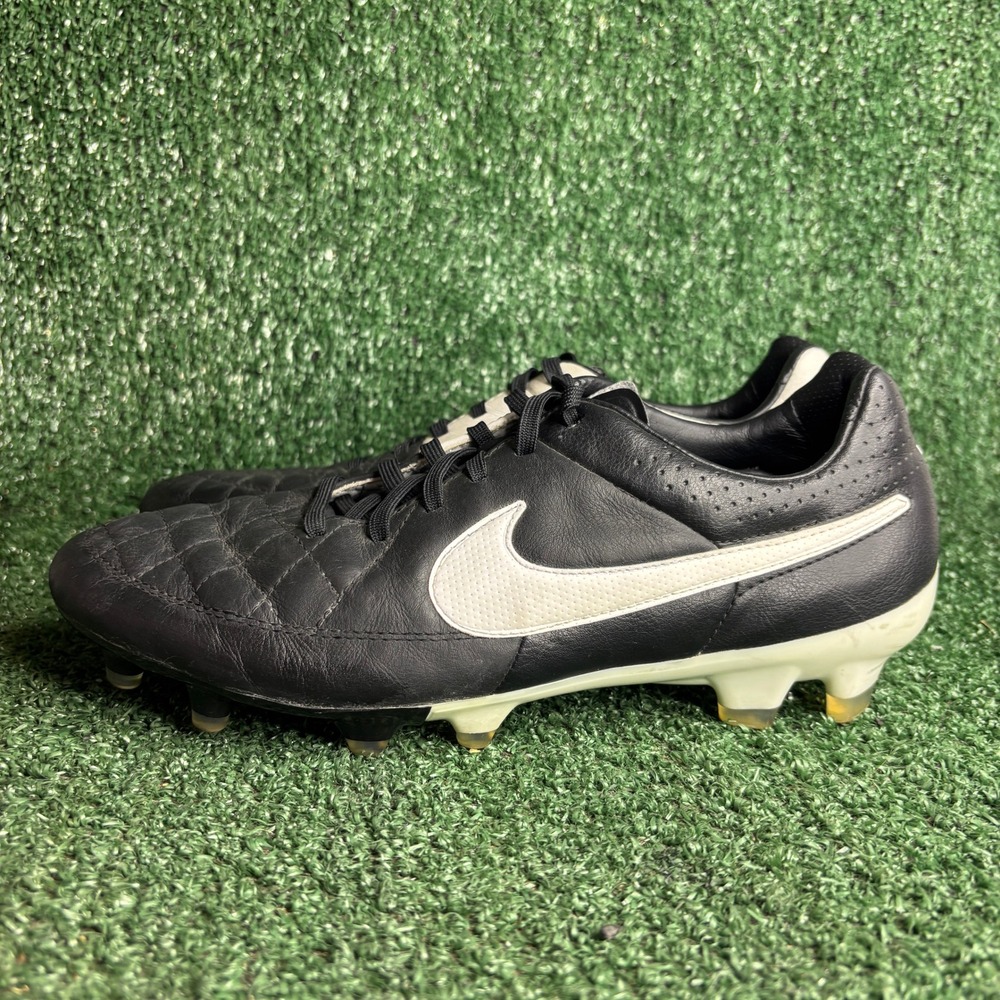 Nike Tiempo Legend V Leather Firm Ground Panda Soccer Cleat Black White Mens 8.5 - Picture 3 of 12